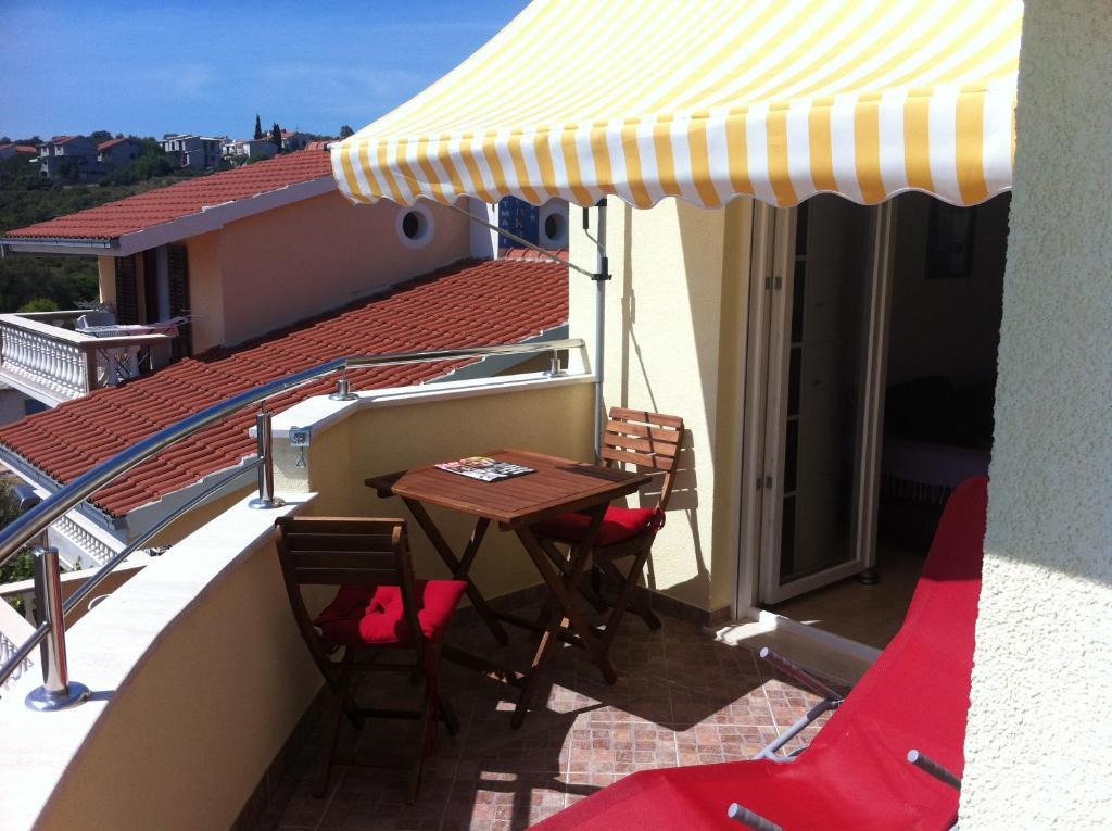 Apartments Villa Stella Maris Rogoznica  Eksteriør billede