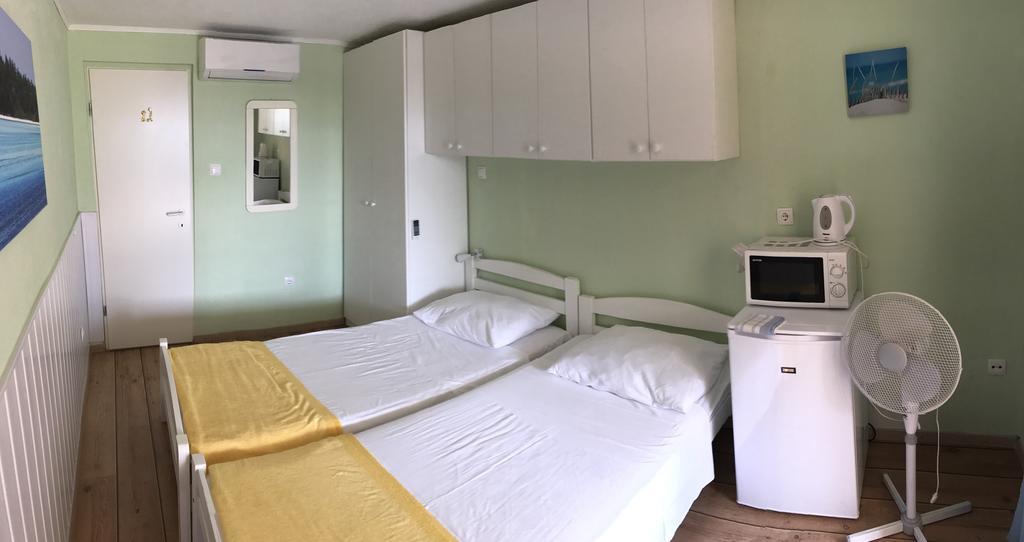 Apartments Villa Stella Maris Rogoznica  Eksteriør billede